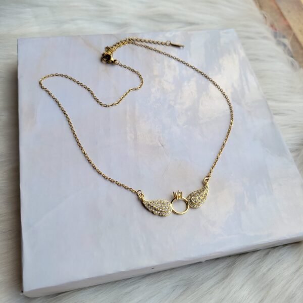 Collier Ailes
