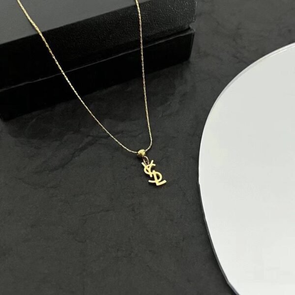 ⁦Collier LV⁩ - الصورة ⁦3⁩